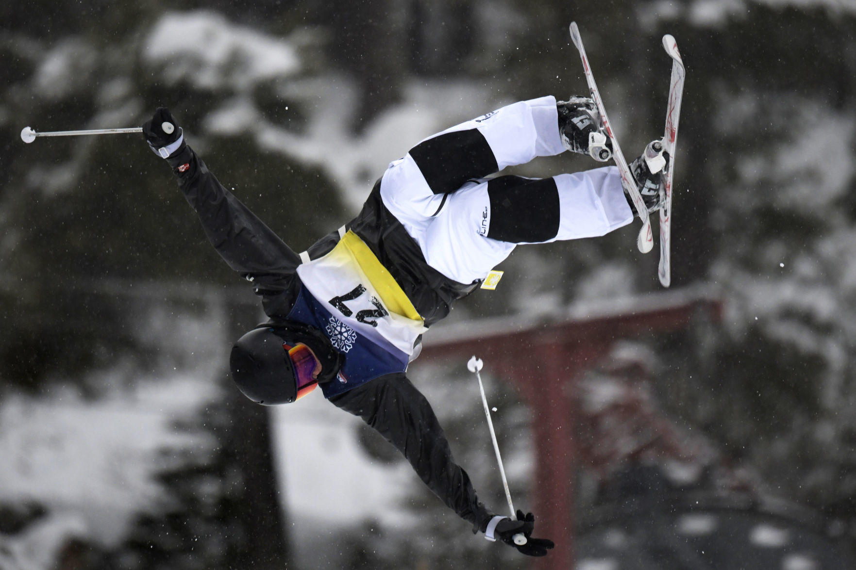 Pacific Northwest Regional Mogul Competition-09.JPG
